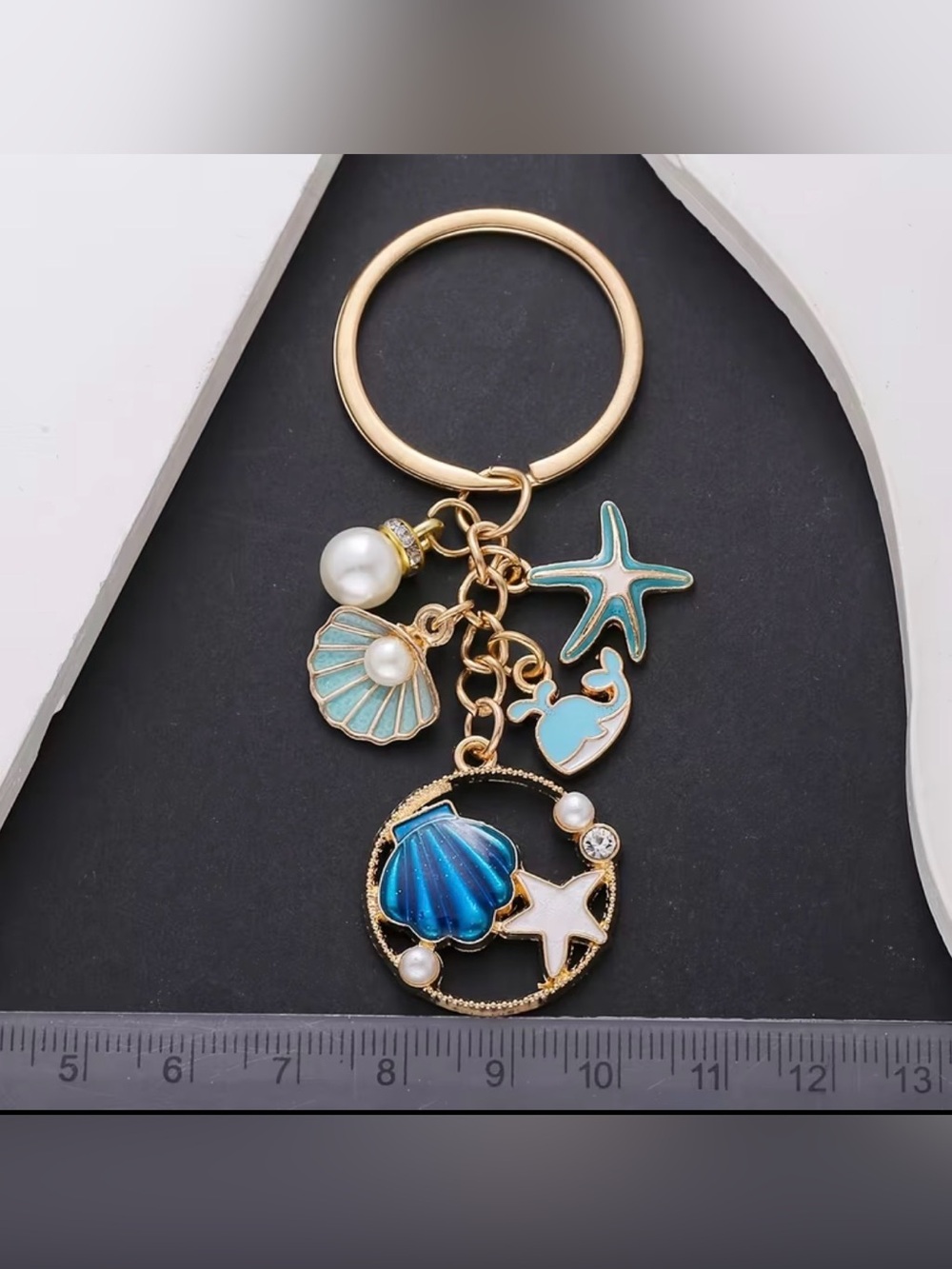 Seashell Starfish Keychain Gold Tone Beach Theme Charms Blue Shells & Pearls NIP - Picture 2 of 3